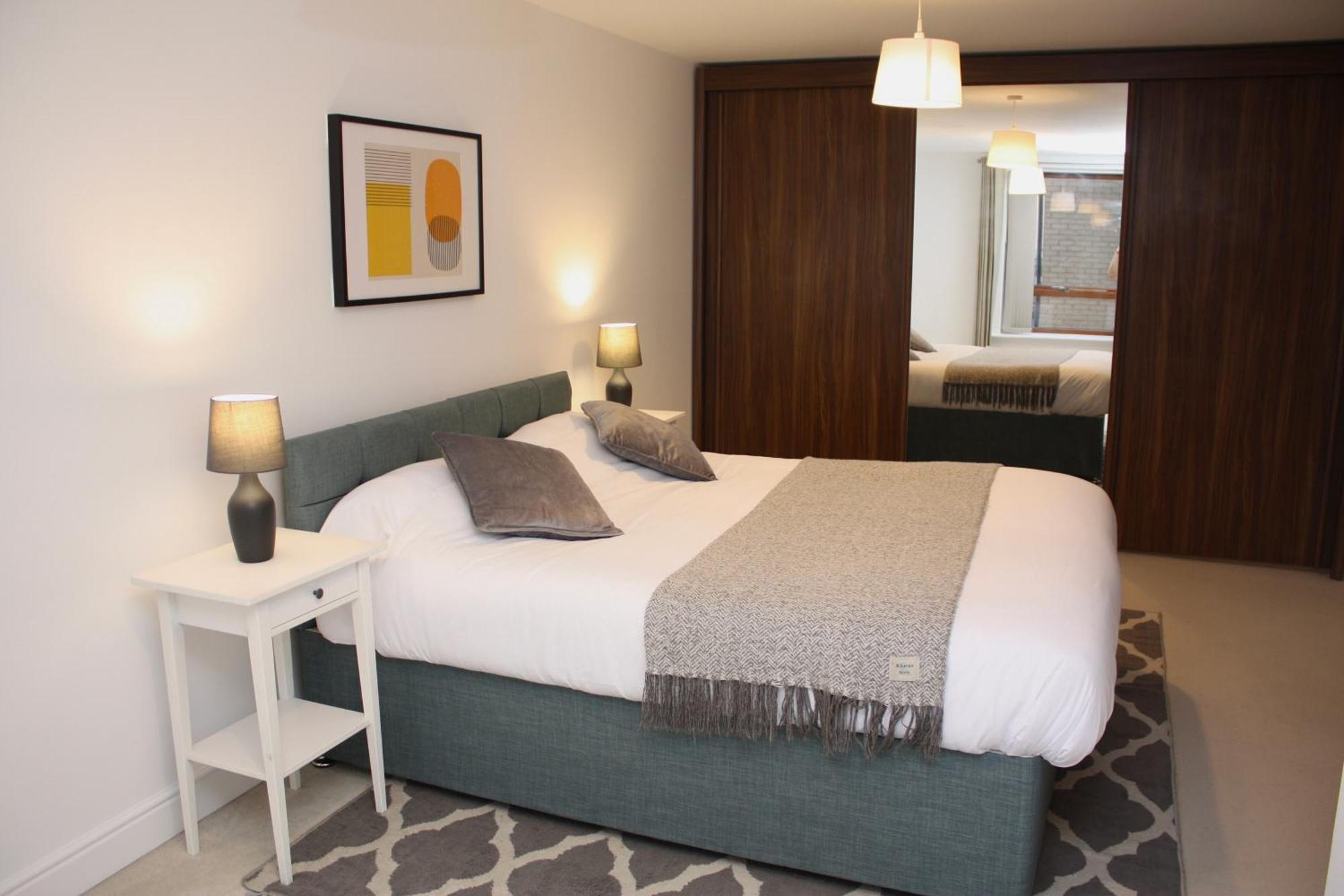2 Bed 2 Bath Apartment & Parking - Lgw 10Min Drive 克劳利 外观 照片