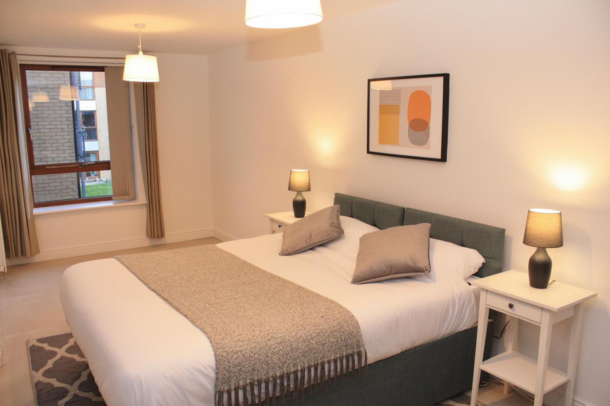 2 Bed 2 Bath Apartment & Parking - Lgw 10Min Drive 克劳利 外观 照片